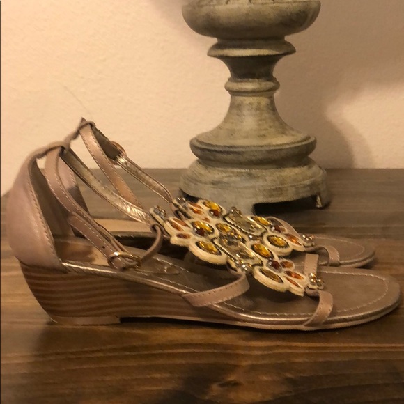 Sandal - Picture 2 of 2